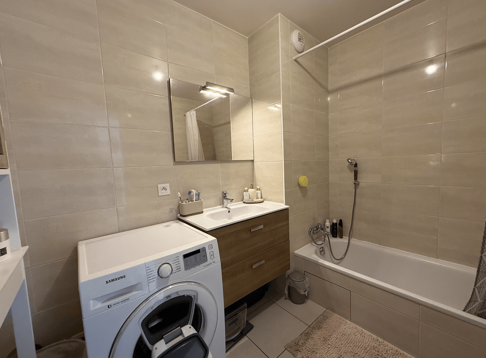 photo_38cfa0fbaabf7fd32b61fb1a44728123