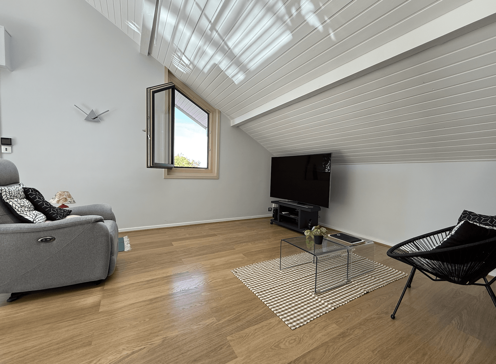 photo_112616110a1eb7ee1264a7aea848d7d3