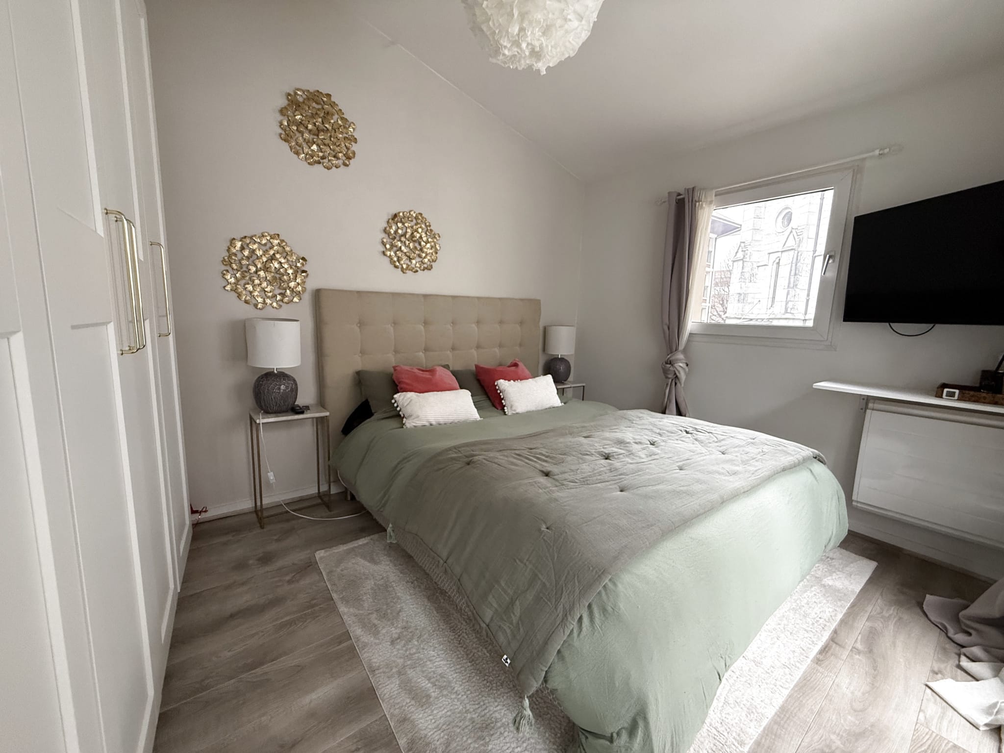 photo_35a17ae85ef96e7b1a6458ecb2bf0c59_Inc_0