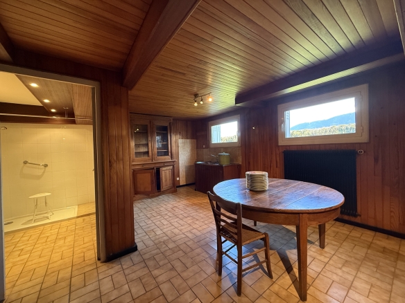 A vendre maison de plain pieds sur terrain de 1980m2 à THONO