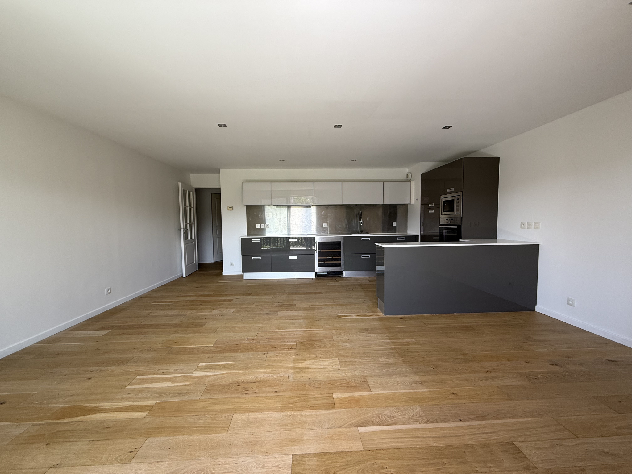 photo_df35af973d4d1824ce7aedcd07f8baca A vendre secteur Concise à Thonon: T4 au calme avec vue déga
