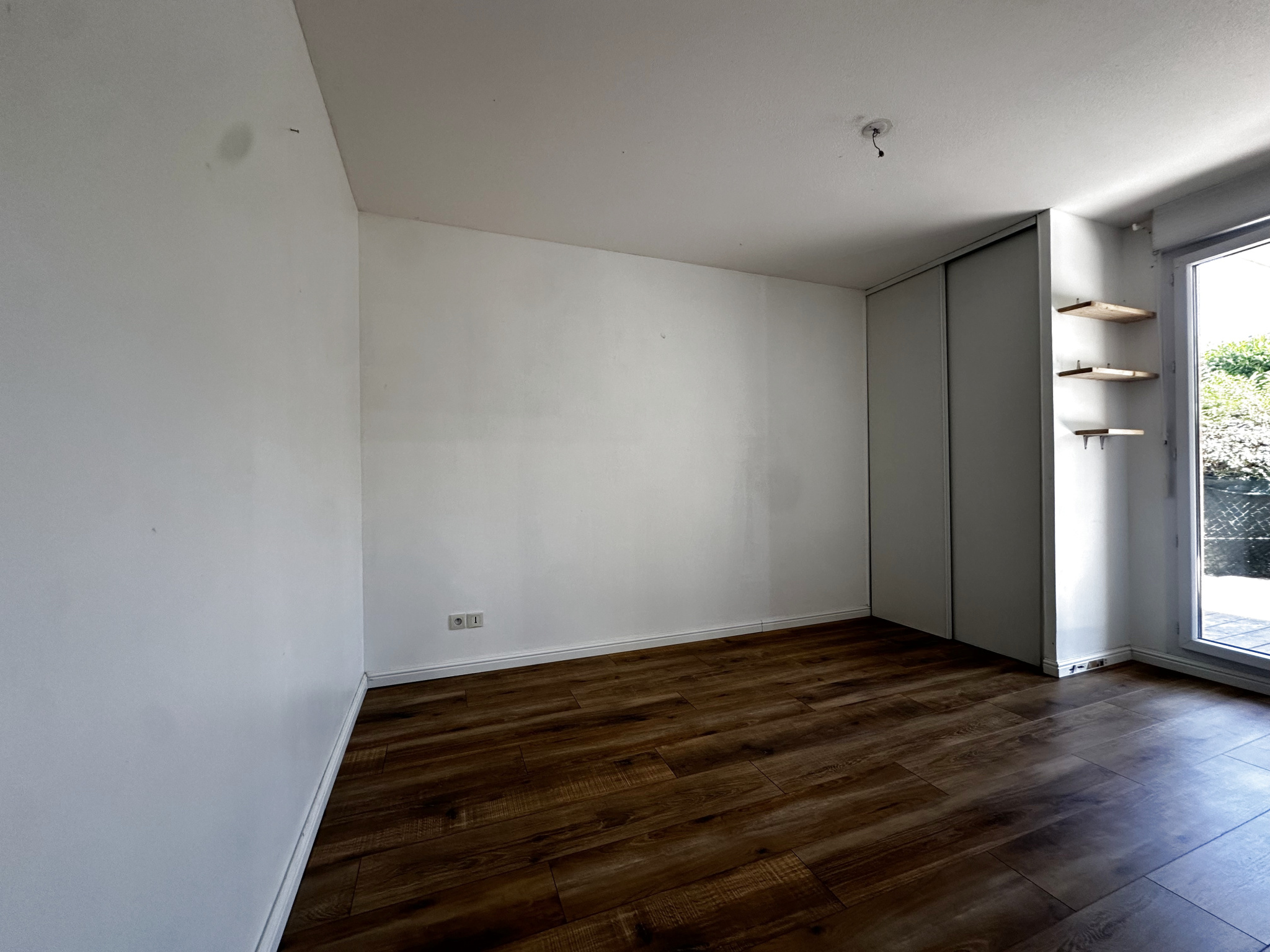 A vendre: T3 en RDJ, secteur Hopital