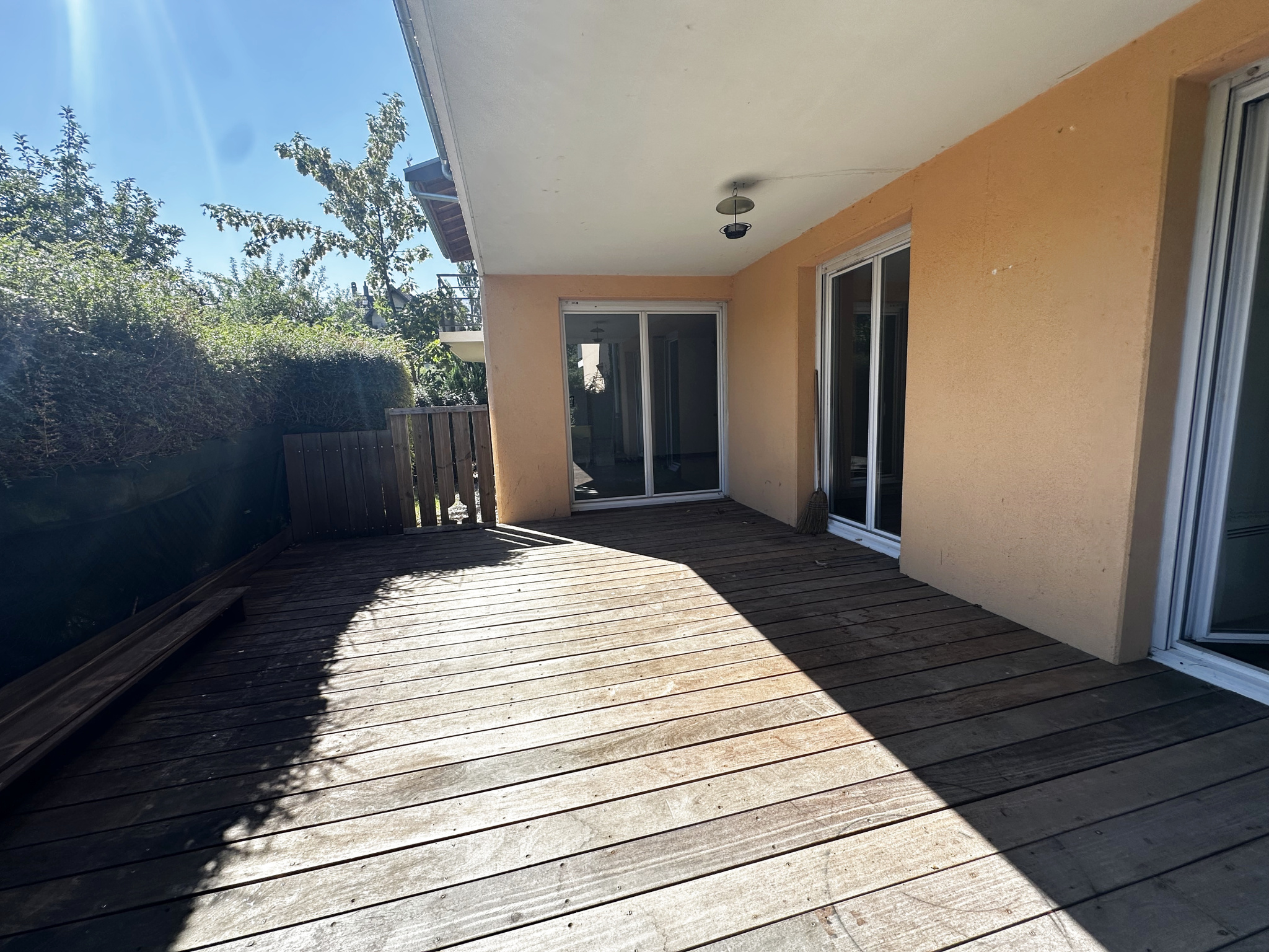 A vendre: T3 en RDJ, secteur Hopital