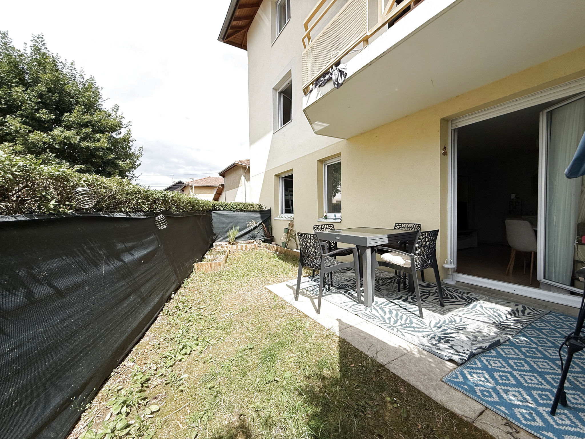 photo_af962eede330dfcf5de80d9a43054166_Inc_1.jpg A vendre: T3 en rez de jardin sur THONON EST