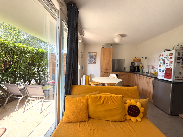 A VENDRE : T1 bis en Rez de jardin